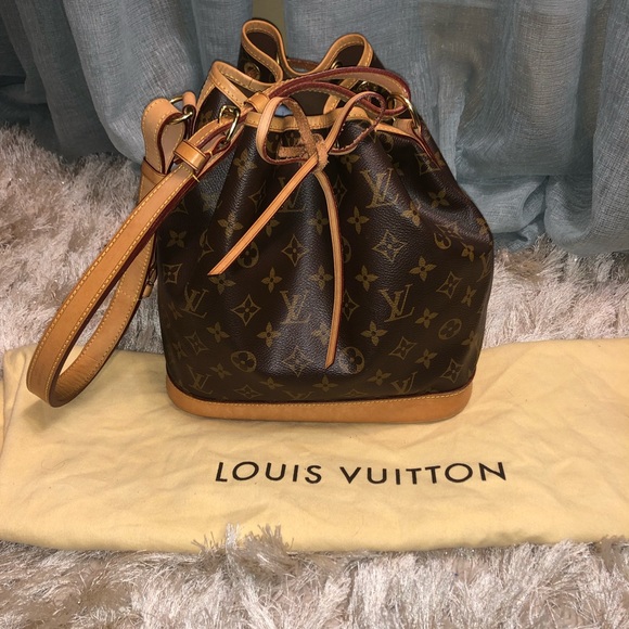 Louis Vuitton Handbags - 🎉LN🎉 Louis Vuitton Monogram Noe